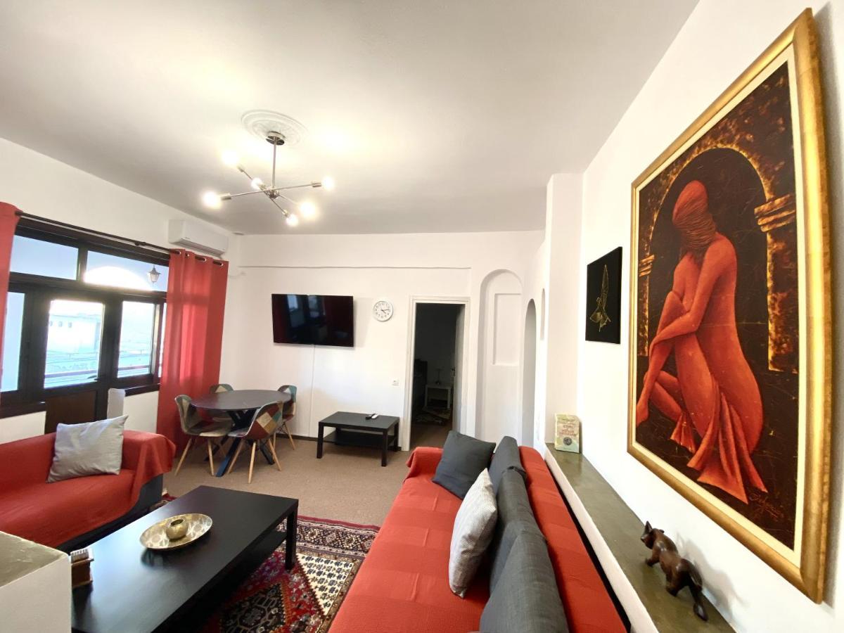 Classic 2 Bedroom Apartment Next To Metro - Marousi Athens Luaran gambar